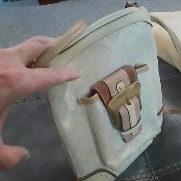 EUC-Tignanello Crossbody Bag - Picture 12 of 13